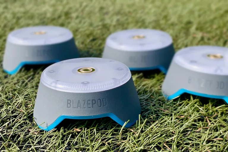 Kuvituskuva: Blazepod-arvostelu: Liikunnasta peliä uudenlaisilla valo-podeilla?